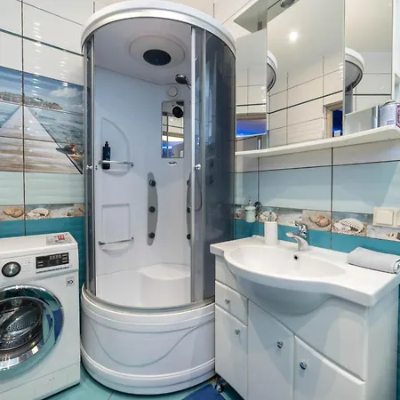 Old Town Gem Apartment *